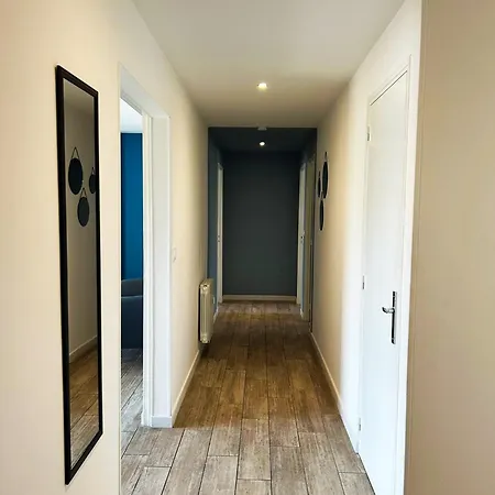 Apartment 4 Avec 4 Salles De Bains Et Climatisation *